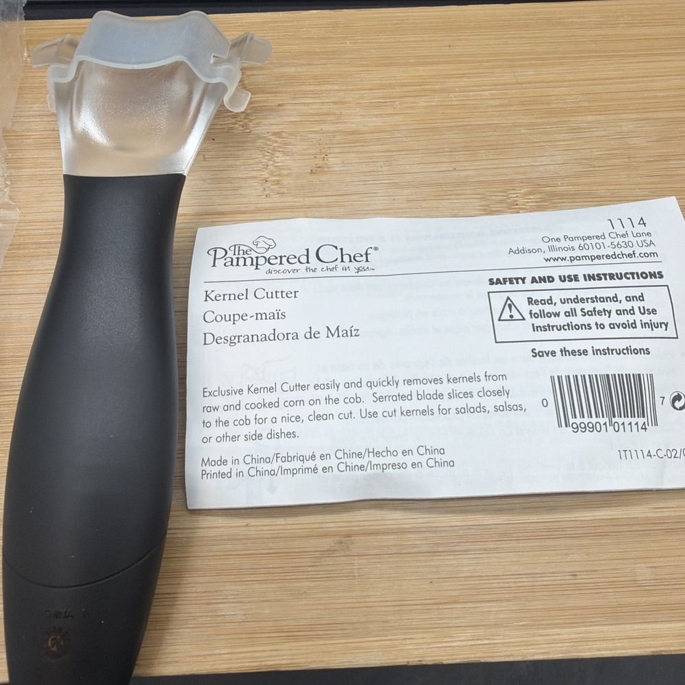 Pampered Chef Corn Kernel Cutter Stripper #1114 With Safety Cover New w/out Box